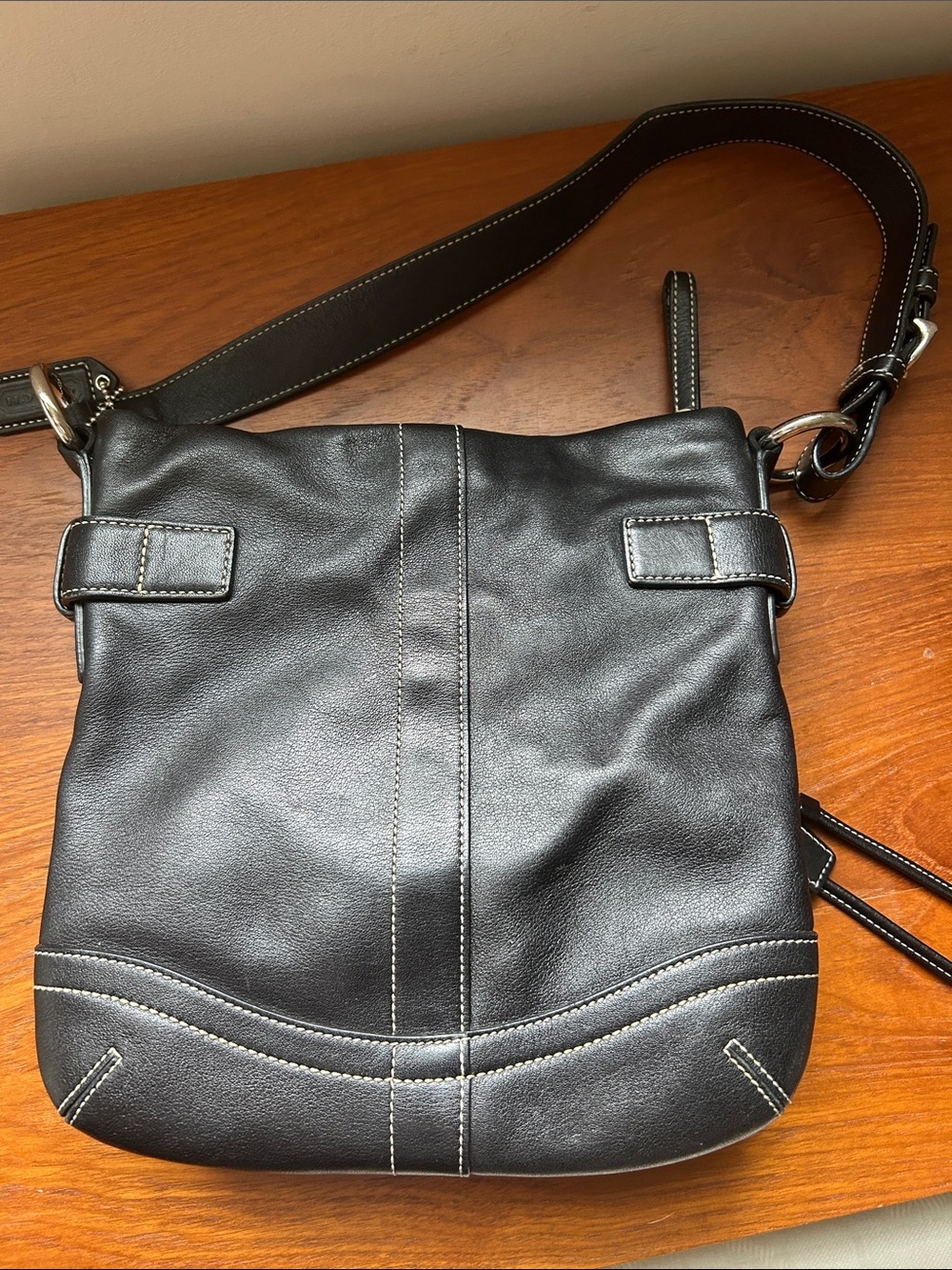 Y2K Coach Soho Black Leather Buckle Duffle Bag & Wristlet - Picture 2 of 8